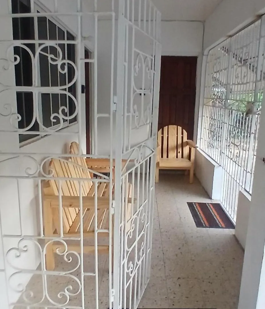 Entire 3 Bedroom House In St Thomas, Jamaica Port Morant 자메이카